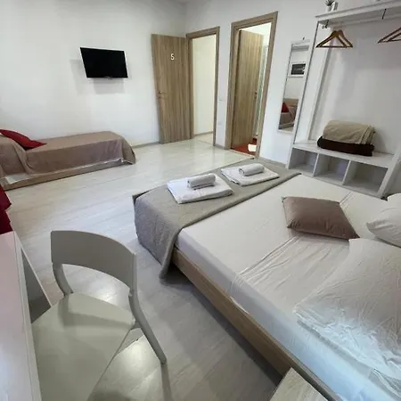 بيت ضيافة Central 128 3*