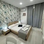 Central 128 3*
