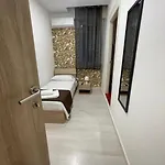 Central 128