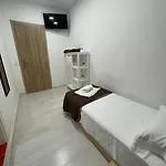 招待所 Central 128 3*